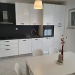 Peran * Grebaštica
