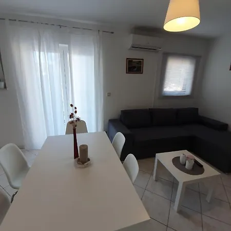 Apartmani Peran *