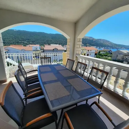 Apartmani Peran