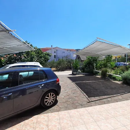 Peran Apartment *