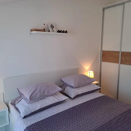 Peran * Grebaštica