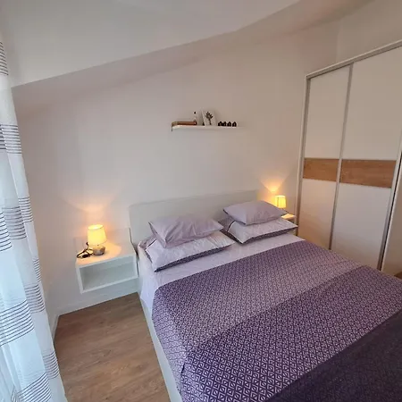 Peran Apartment Grebastica