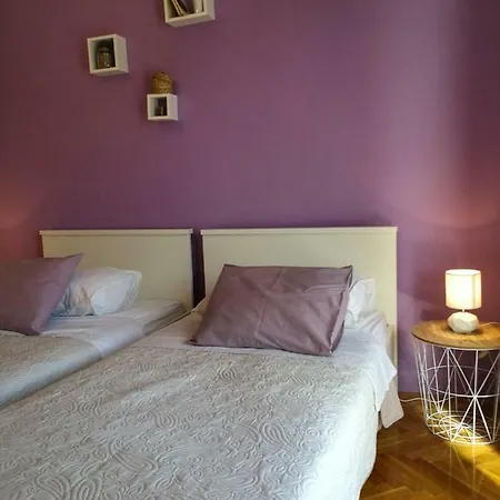 Apartment Peran