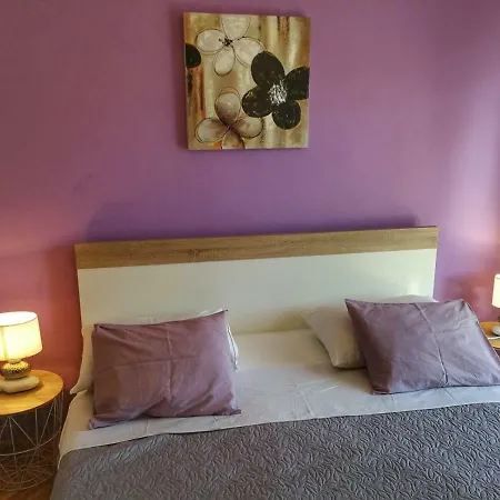 Apartment Peran Grebastica