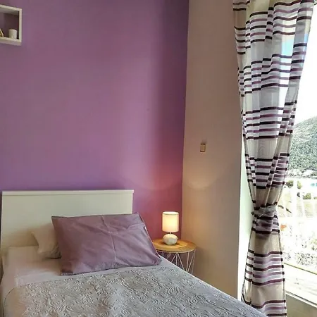 Apartman Peran Grebastica