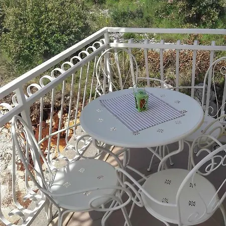 Apartment Peran Grebastica