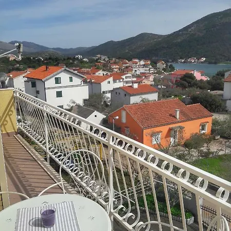 Apartman Peran Grebastica