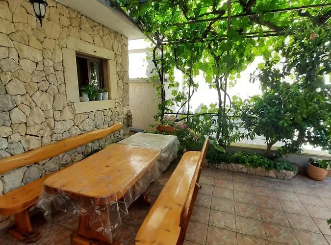 Daire Apartmani Peran