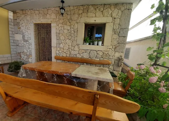 Apartmani Peran * Grebaštica