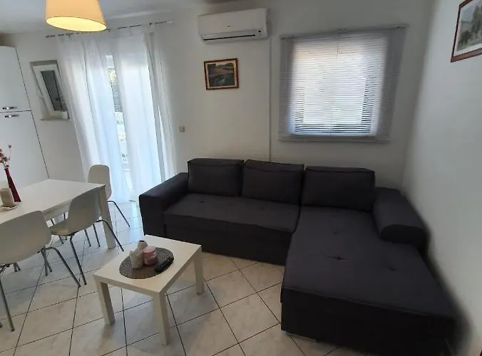Apartmani Peran
