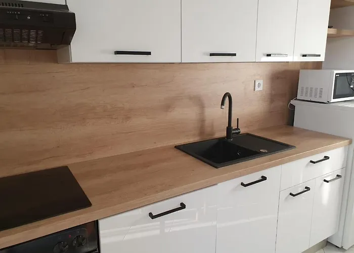 Apartmani Peran * Grebaštica