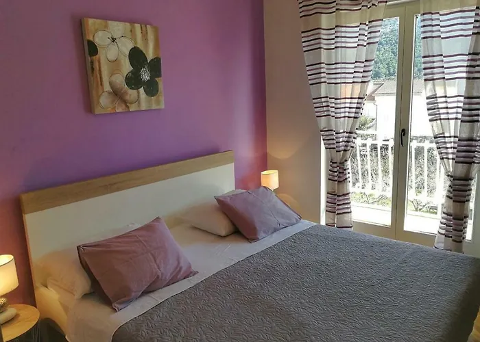 Apartmani Peran * Grebaštica