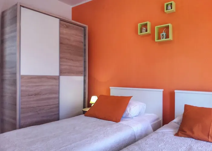 Apartmani Peran * Grebaštica