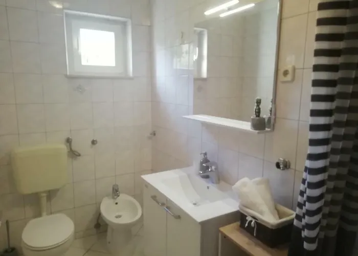 Apartmani Peran Grebaštica